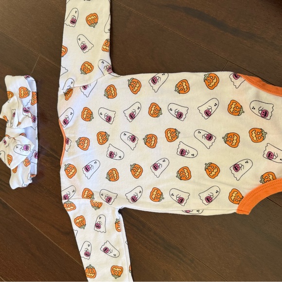 Orange and White Halloween Themed Kids Bundle 3-6 Months - Picture 6 of 12